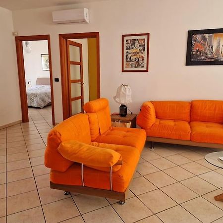 Officium Su Piazzetta Apartment ตูริน ภายนอก รูปภาพ